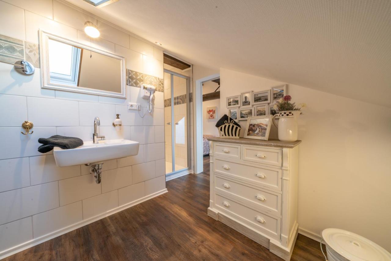 Insellandhotel Michaelsen Borkum Island Екстер'єр фото